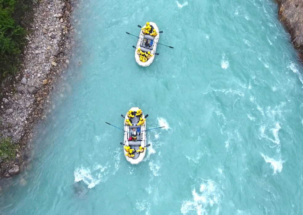 things-to-do-in-golden-2-1 Aerial shot of kicking horse river rafting in Golden BC